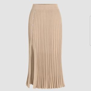 CIDER Solid Pleated Split Knitted Midi Skirt